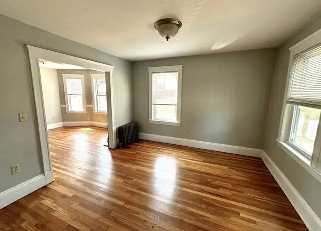 Property at 250 Hyde Park Ave Unit 3, Boston, MA, 02130, 2 beds, 1 bath, [object Object]