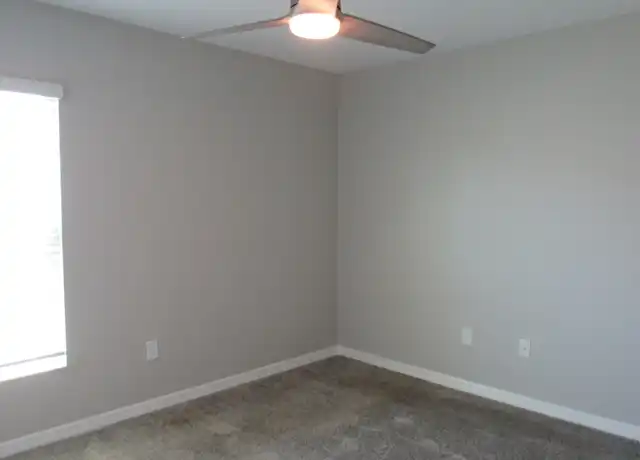Property at 2617 Hoptree Ln, Edgewater, FL, 32141, 4 beds, 2 baths, [object Object]