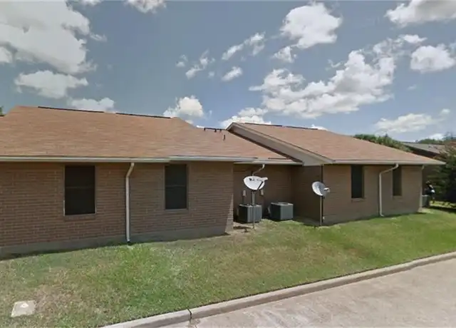Property at 401 Mill St, Alto, TX, 75925, 1 bed, 1 bath, [object Object]