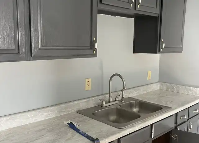 Property at 8705 Belfast St, New Orleans, LA, 70118, 3 beds, 1 bath, [object Object]