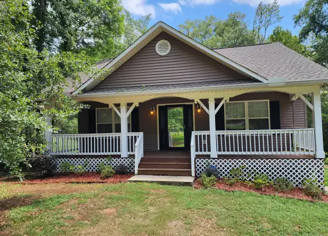 Property at 112 Maplewood Ave SW, Milledgeville, GA, 31061, 3 beds, 2 baths, [object Object]