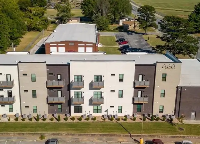 Property at 726 E Emma Ave #100, Springdale, AR, 72764, 1 bed, 1 bath, [object Object]