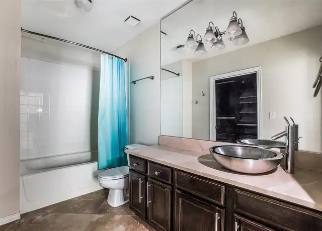 Property at 2305 Worthington St Unit 22911, Dallas, TX, 75204, 1 bed, 1 bath, [object Object]