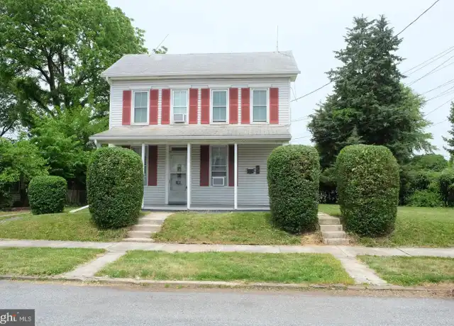 Property at 115 E Portland St Unit 1ST FLOOR, Mechanicsburg, PA, 17055, 2 beds, 1 bath, [object Object]