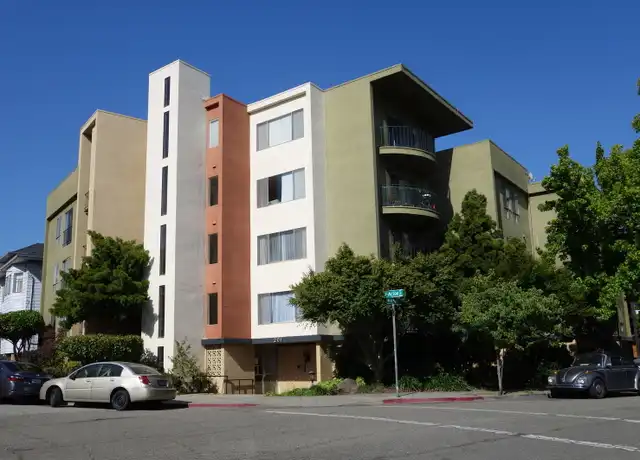 Property at 201 Athol Ave Unit 207, Oakland, CA, 94606, 1 bed, 1 bath, [object Object]