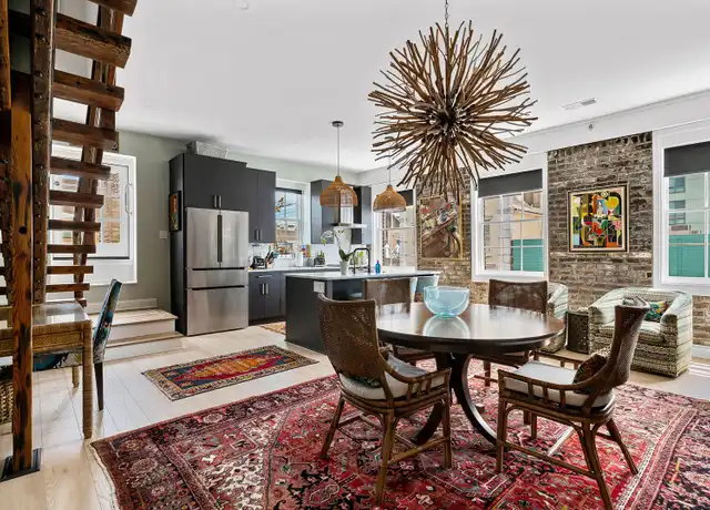 Property at 348 King St, Charleston, SC, 29401, 2 beds, 1.5 baths, [object Object]