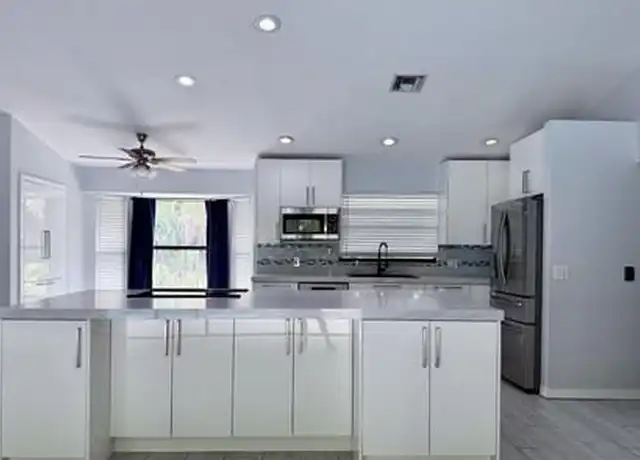 Property at 15684 86th Way N, Palm Beach Gardens, FL, 33418, 4 beds, 2 baths, [object Object]