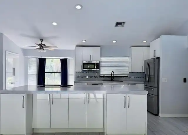 Property at 15684 86th Way N, Palm Beach Gardens, FL, 33418, 4 beds, 2 baths, [object Object]