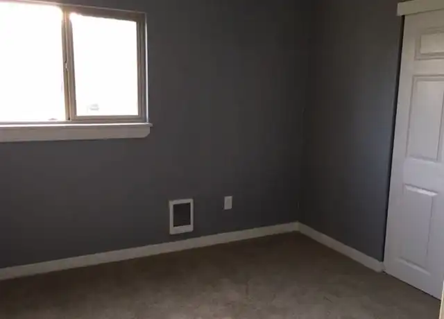 Property at 20024 30th Ave S Unit N3, SeaTac, WA, 98198, 2 beds, 1 bath, [object Object]
