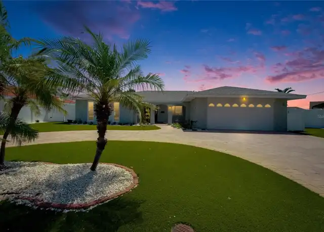 Property at 1492 Sea Gull Dr S, Saint Petersburg, FL, 33707, 3 beds, 2 baths, [object Object]