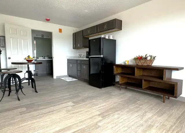 Property at 1910 W 76 Country Blvd, Branson, MO, 65616, 0 beds, 1 bath, [object Object]