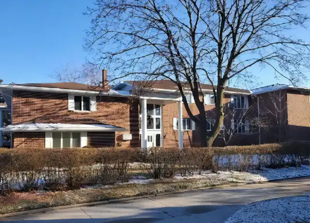 Property at 617 Michigan Ave Unit 3, Sheboygan, WI, 53081, 2 beds, 1 bath, [object Object]