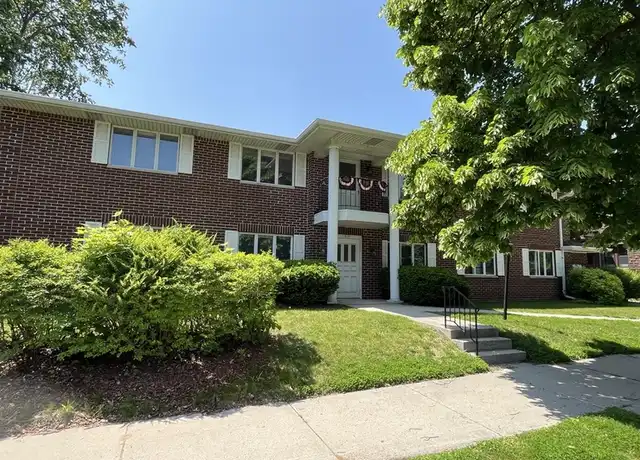 Property at 617 Michigan Ave Unit 3, Sheboygan, WI, 53081, 2 beds, 1 bath, [object Object]