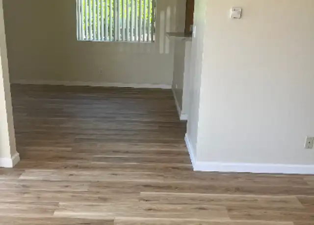 Property at 20720 Mansel Ave Unit 6, Torrance, CA, 90503, 2 beds, 1 bath, [object Object]