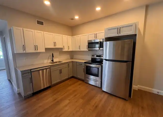 Property at 279 Willard St Unit 204, Quincy, MA, 02169, 2 beds, 2 baths, [object Object]