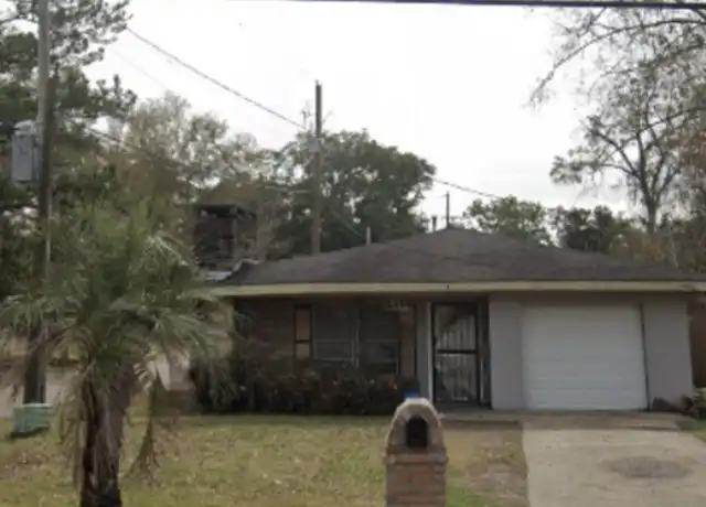 Property at 2358 Fairchild St, Baton Rouge, LA, 70807, 3 beds, 1.5 baths, [object Object]