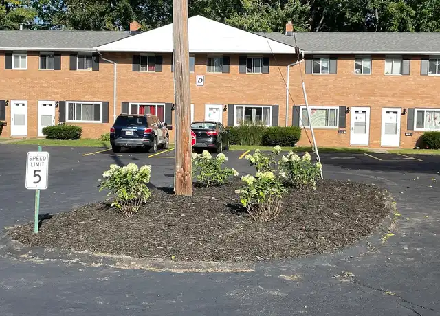 Property at Cottonwood Lane - 7155 Hart St, Mentor, OH, 44060, 2 beds, 1.5 baths, [object Object]