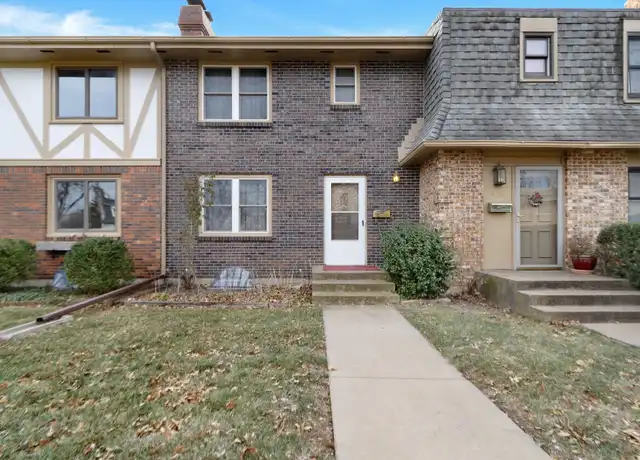 Property at 326 Twykingham Pl, Manhattan, KS, 66503, 2 beds, 2 baths, [object Object]