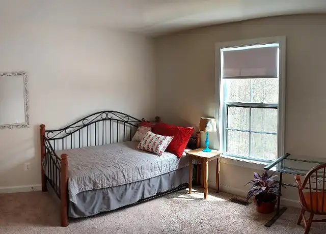 Property at 3556 Wardell Crst, Charlottesville, VA, 22902, 1 bed, 1 bath, [object Object]