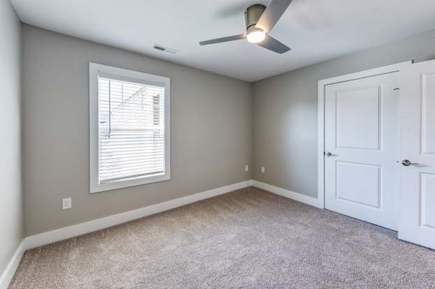 1001 Claudia Ln, Findlay, OH 45840