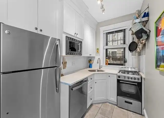 Property at 1560 Commonwealth Ave, Boston, MA, 02135, 2 beds, 1 bath, [object Object]