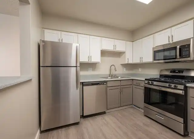 Property at Monterey Manor Apartments - 12201 Lomas Blvd NE, Albuquerque, NM, 87112, 1-2 bed, 1 bath, [object Object]