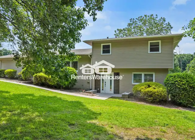 Property at 245 Enwood Dr, Charlotte, NC, 28214, 4 beds, 2.5 baths, [object Object]
