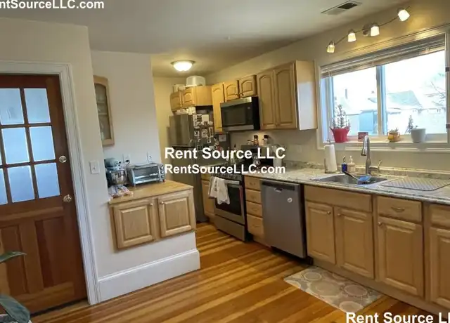 Property at 107 Yale St, Medford, MA, 02155, 4 beds, 2 baths, [object Object]