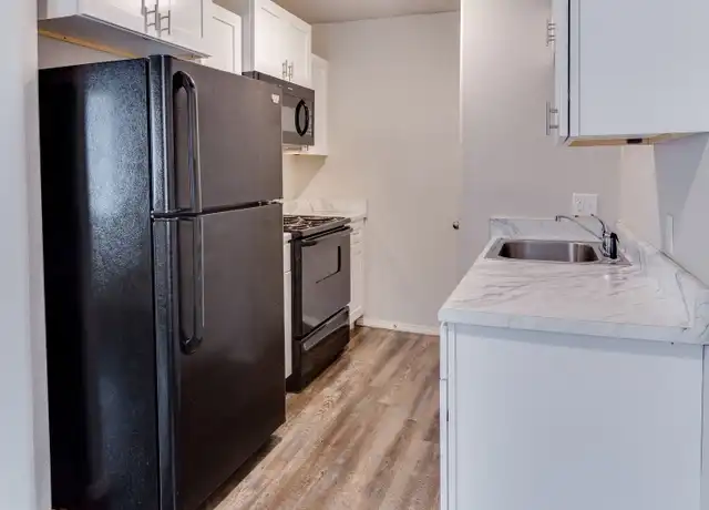 Property at 1800 N D St Unit 10, Fort Smith, AR, 72901, 2 beds, 1 bath, [object Object]