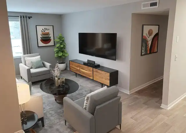 Property at Eagles Crest at Wallace - 171 Wallace Blvd, Clarksville, TN, 37042, 1 bed, 1 bath, [object Object]