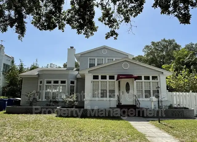 Property at 1225 11th St N, Saint Petersburg, FL, 33705, 4 beds, 2.5 baths, [object Object]