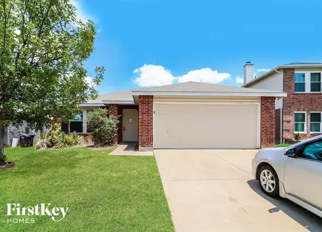 Property at 5708 Addington Dr, Fort Worth, TX, 76135, 3 beds, 2 baths, [object Object]