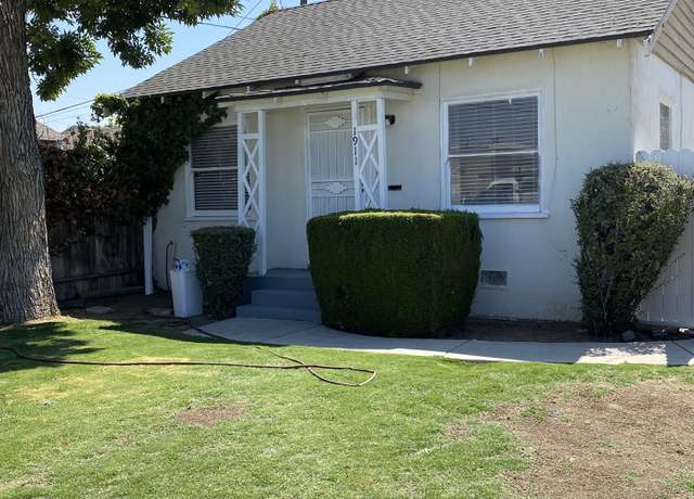 Photo of 1911 Inyo St, Bakersfield, CA 93305