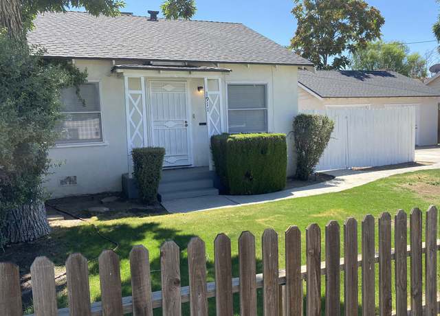 Photo of 1911 Inyo St, Bakersfield, CA 93305