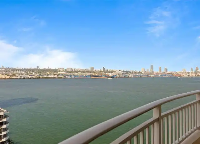 Property at 770 Claughton Island Dr, Miami, FL, 33131, 1 bed, 1 bath, [object Object]