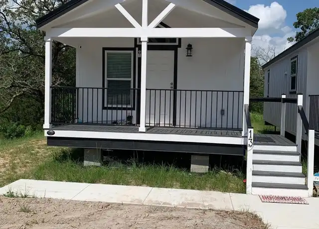 Property at 13 Parker Creek Rd, Huntsville, TX, 77320, 1 bed, 1 bath, [object Object]