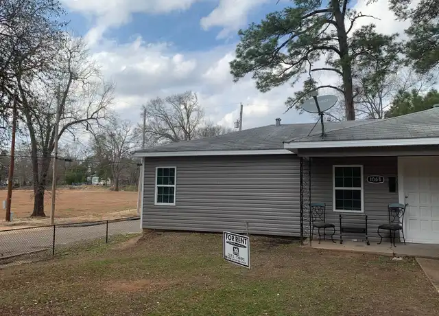 Property at 1068 Blanchard Pl Unit 1, Shreveport, LA, 71104, 2 beds, 1 bath, [object Object]
