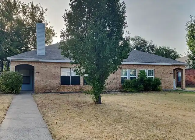 Property at 710 Monique, Cedar Hill, TX, 75104, 2 beds, 2 baths, [object Object]