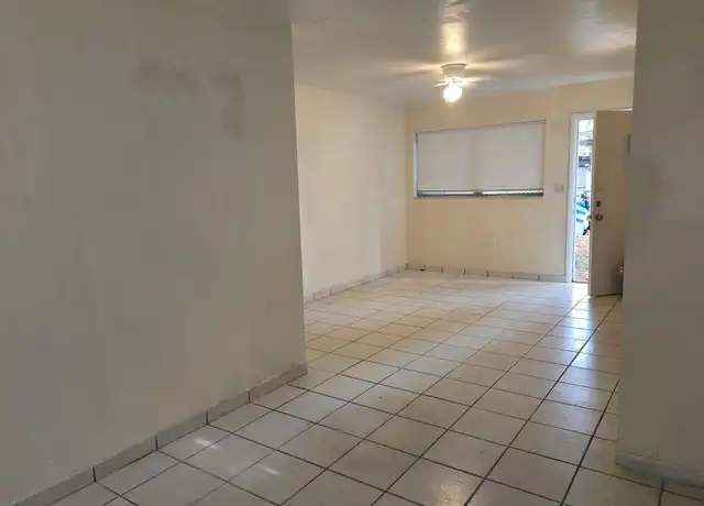 Property at 1560 NE 111th St Unit 3, Miami, FL, 33161, 1 bed, 1 bath, [object Object]