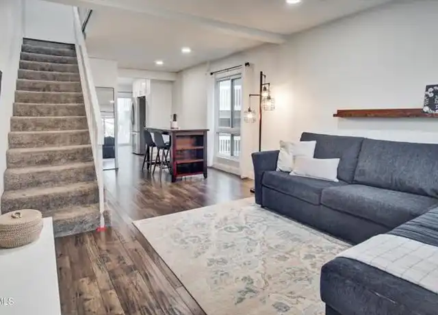 Property at 229 S Ventura Rd #120, Port Hueneme, CA, 93041, 2 beds, 1.5 baths, [object Object]