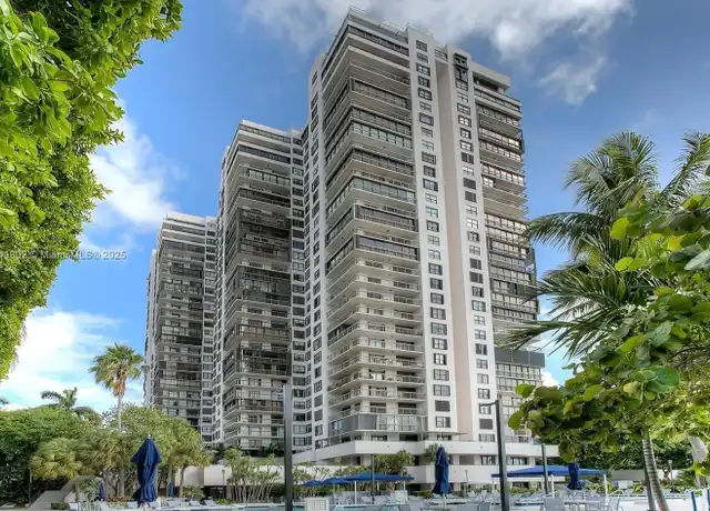 Property at 2333 Brickell Ave #1414, Miami, FL, 33129, 1 bed, 1.5 baths, [object Object]
