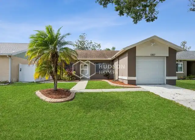 Property at 1307 Mohrlake Dr, Brandon, FL, 33511, 3 beds, 2 baths, [object Object]