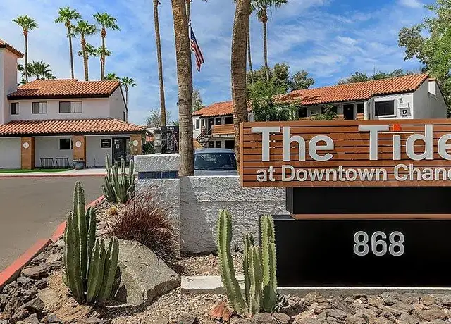 Photo of 868 S Arizona Ave, Chandler, AZ 85225