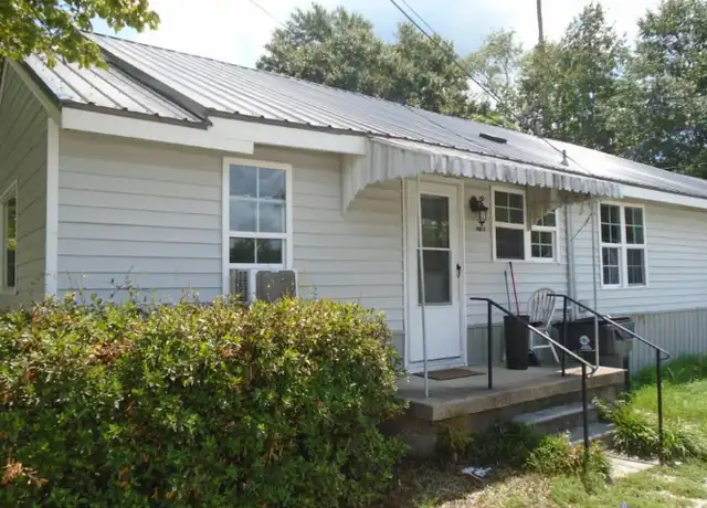 Property at 100 Spring Ave, Spring Lake, NC, 28390, 2 beds, 1 bath, [object Object]