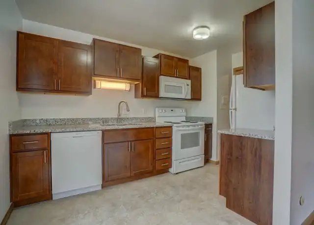 Property at 6204 Eastgate Rd Unit 6204 6, Monona, WI, 53716, 1 bed, 1 bath, [object Object]
