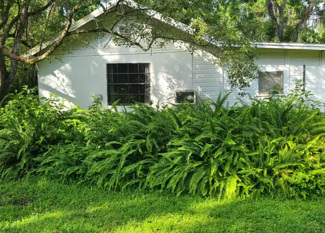 Property at 1420 Lake Disston Dr Unit B, Bunnell, FL, 32110, 1 bed, 1 bath, [object Object]
