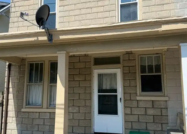 Property at 142 N East St, Carlisle, PA, 17013, 3 beds, 2 baths, [object Object]