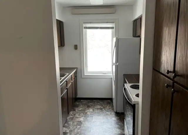 Property at 300 Highland Ct, Tyler, MN, 56178, 1 bed, 1 bath, [object Object]