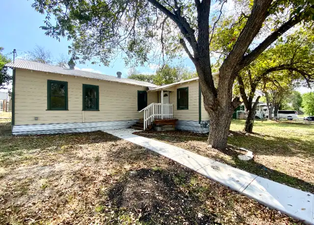 Property at 414 Orange Ave, New Braunfels, TX, 78130, 3 beds, 2 baths, [object Object]