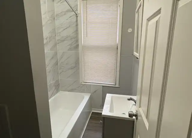 Property at 119 Winnipeg Ave W Unit 1, St Paul, MN, 55117, 3 beds, 1 bath, [object Object]